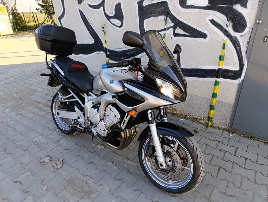 *Bardzo zadbana Yamaha Fz6*Dodatki*