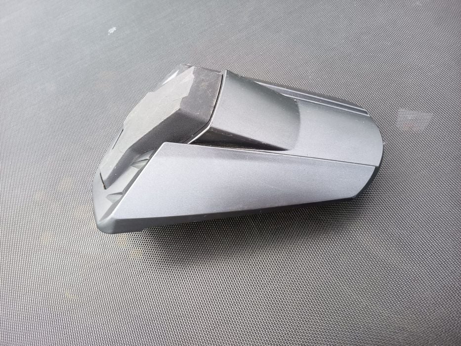Tylna pokrywa siedzenia Suzuki GSX-S 1000