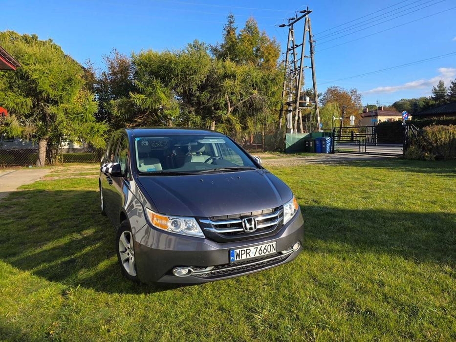 Honda Odyssey 3.5 V6 Benzyna + LPG – rodzinny statek kosmiczny