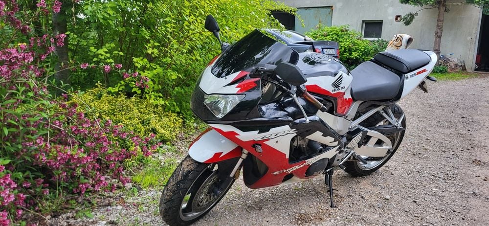 Sprzedam Honda CBR 929 RR Motocykl Pełno sprawny