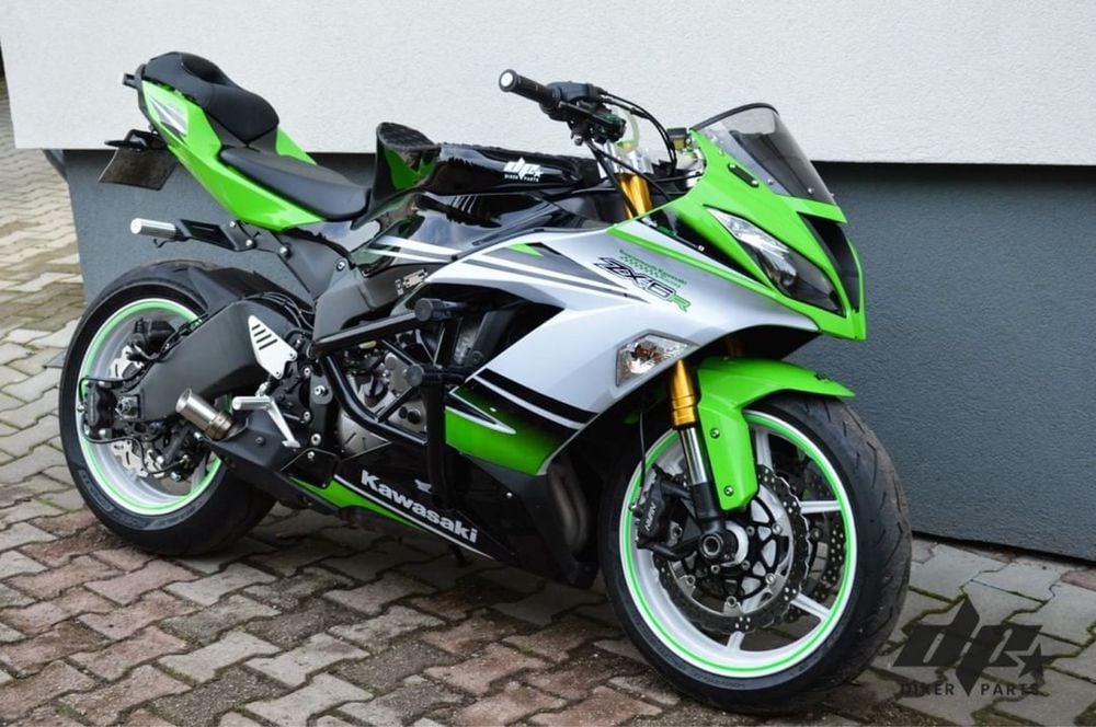 Kawasaki ZX6R 636 stunt