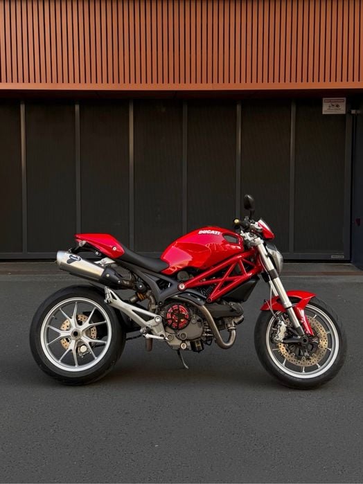 Ducati Monster 1100 z wydechem Termignoni, po strojeniu