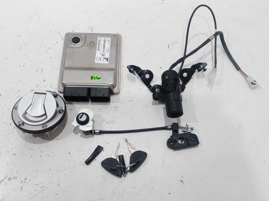 Aprilia RS 660 stacyjka moduł zapłonowy zestaw startowy immobilizer