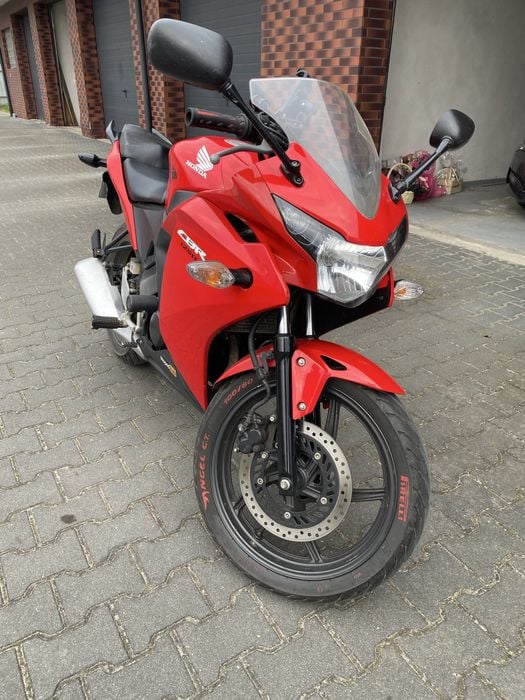 Motocykl honda CBR 125
