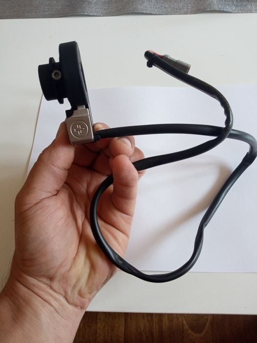 Przycisk przełącznik biegów Aprilia tuono v4 1100 rs 660 quickshifter