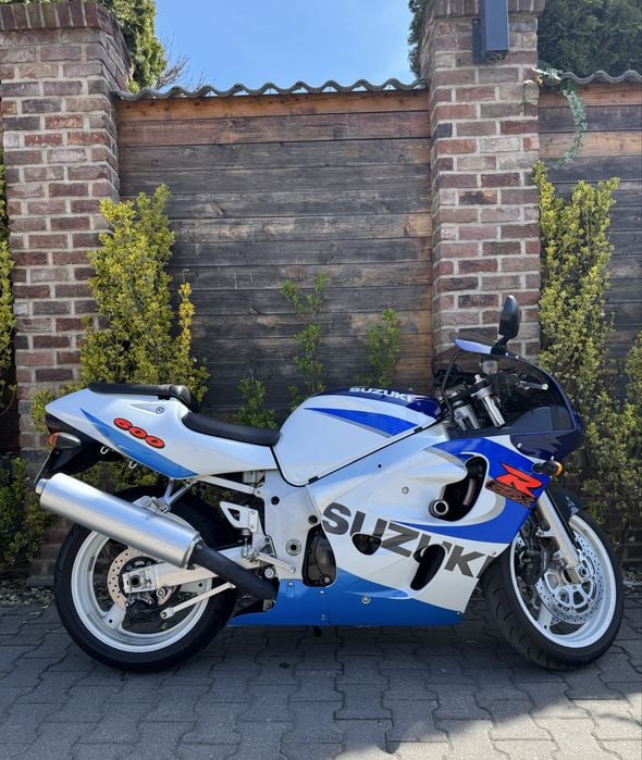 Suzuki gsxr 600 srad