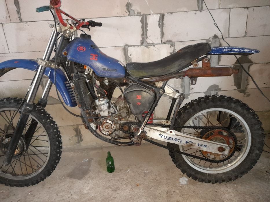 Cross Suzuki RM 85 r. 125cm