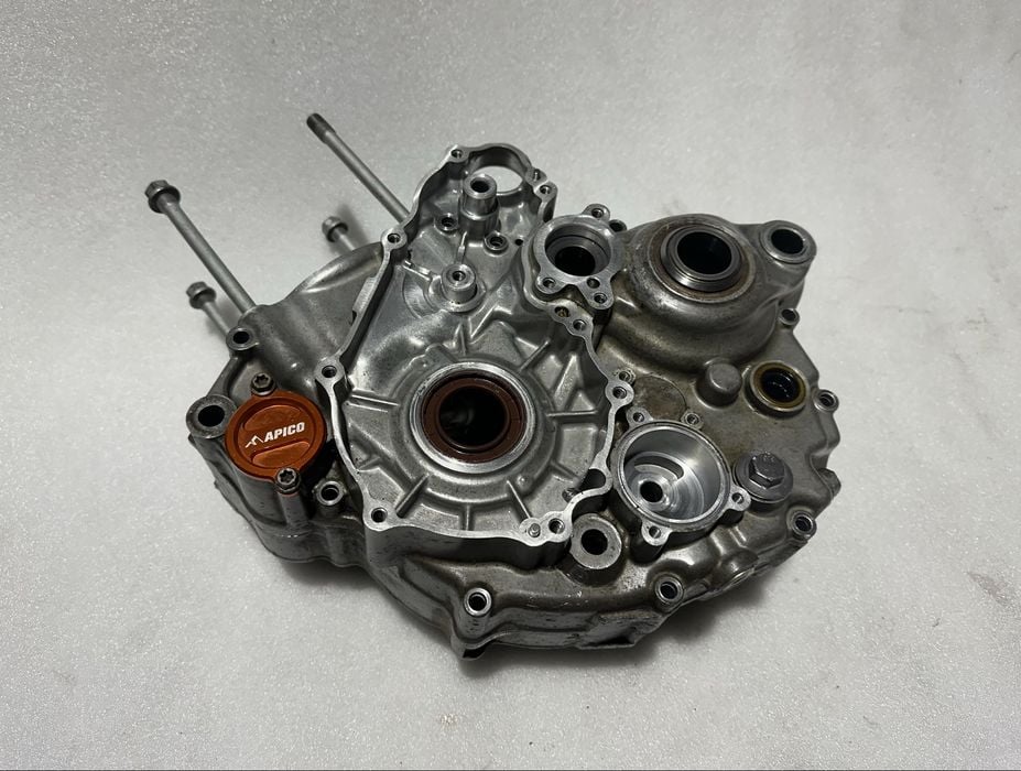 Kartery engine case komplet 2016 - 2018 KTM SXF Husqvarna FC 250/350