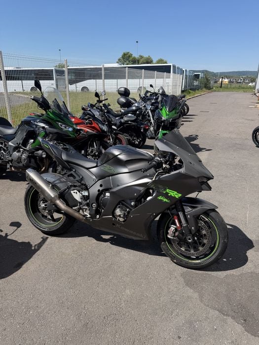 Kawasaki  ZX10 RR 12/2024 uszkodzony !