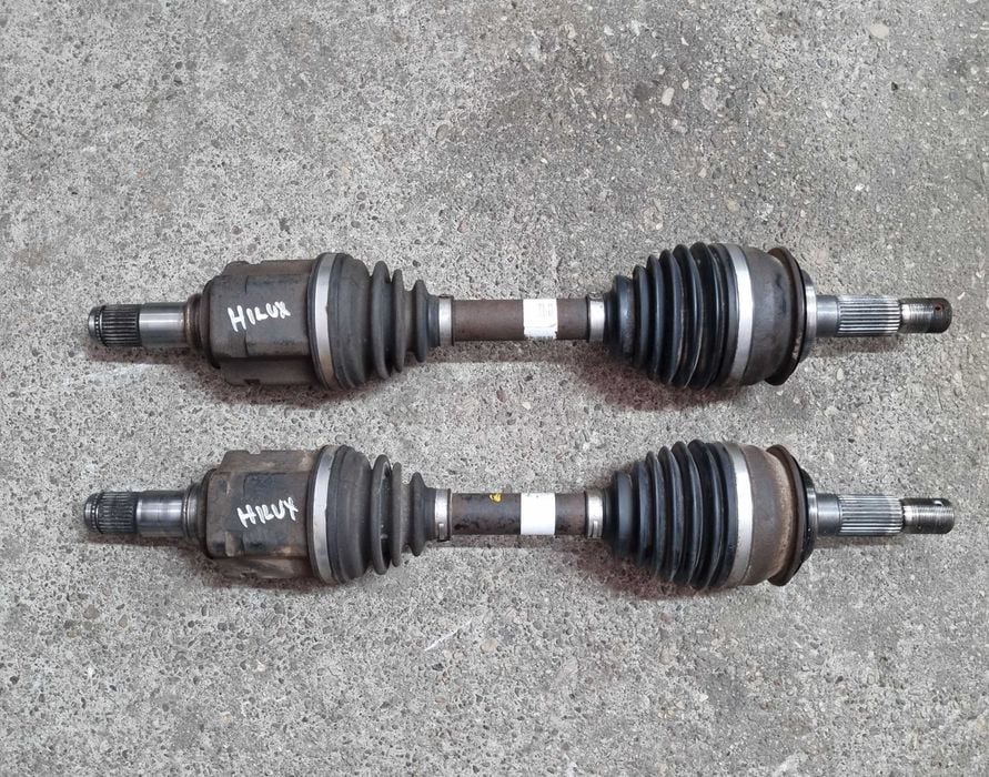 Półoś Przednia Toyota Hilux VII 06-15r