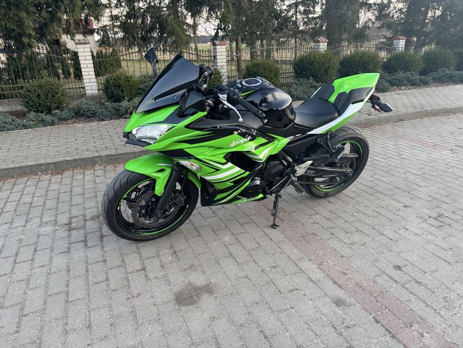Kawasaki Ninja 650  17 rok na kat a2 zarejestrowana w kraju