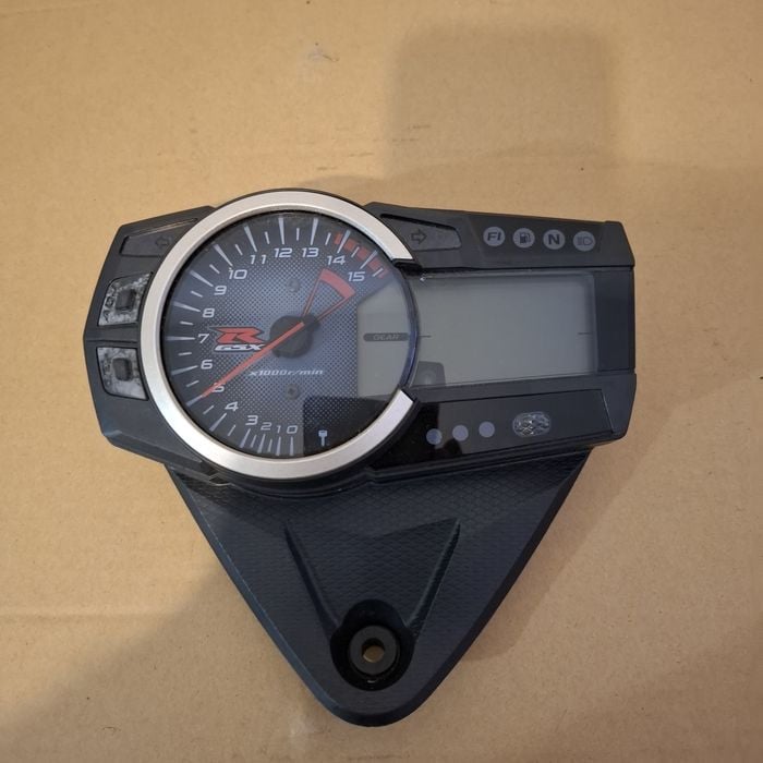 Suzuki GSX-R  1000   K9 licznik zegary