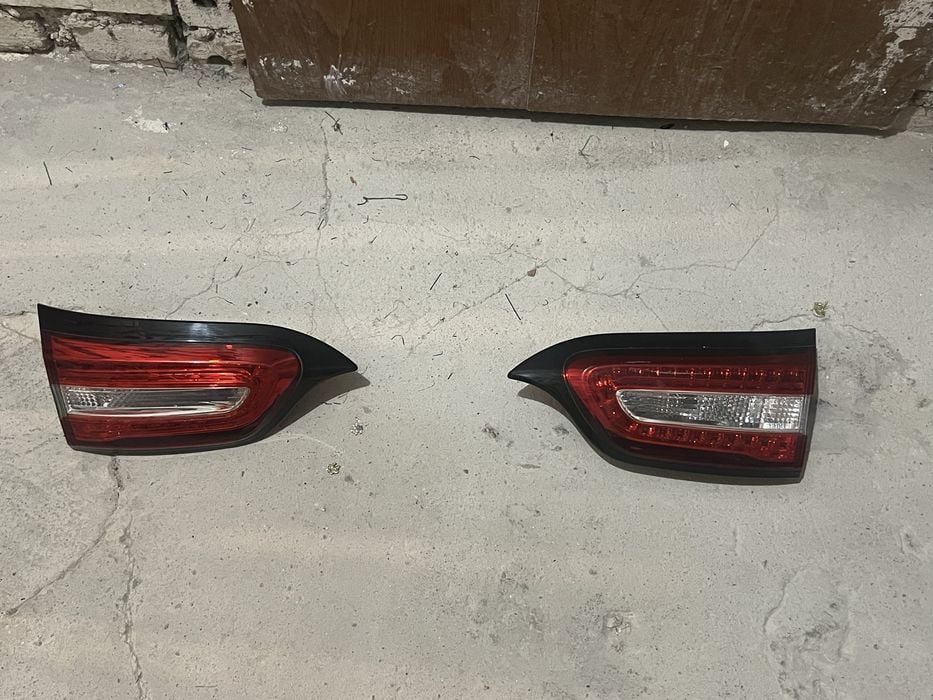 Lampy jeep cherokee KL w klape
