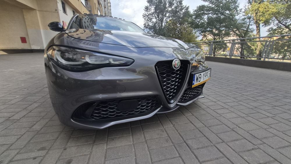 Alfa Romeo 2024r Giulia Q4 veloce 2.0T 280KM