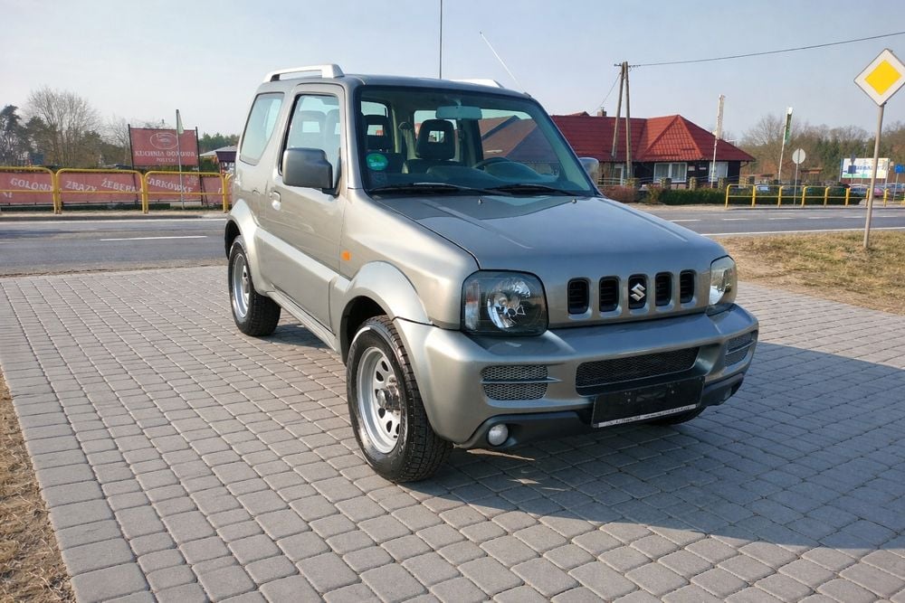 Suzuki Jimny 1.3 Benzyna 2006 rok  4x4 Mała terenówka!!!