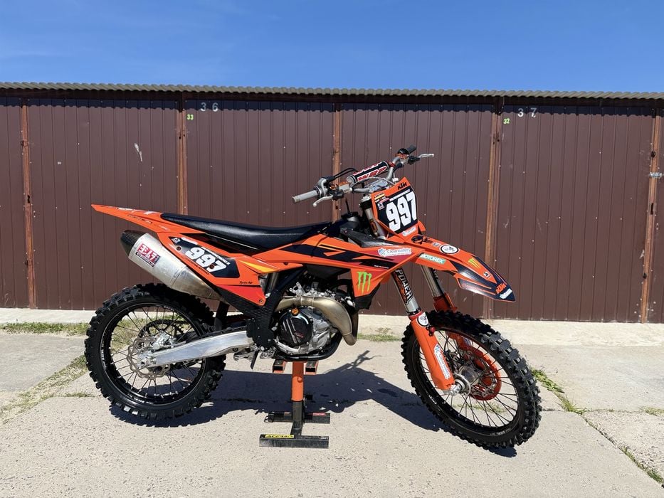 KTM SX-f 450 2025 35 mth od nowości Yoshimura RS