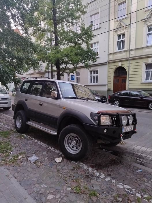 Zderzak przedni stalowy Toyota Land Cruiser