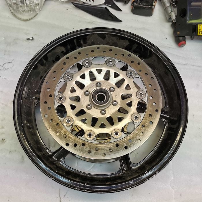 Honda cbr 900 RR koło