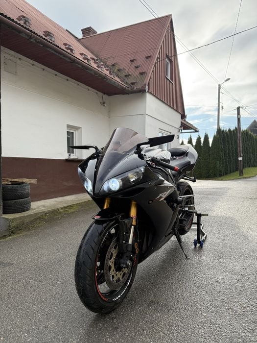 Yamaha r1 Akrapovic rezerwacja