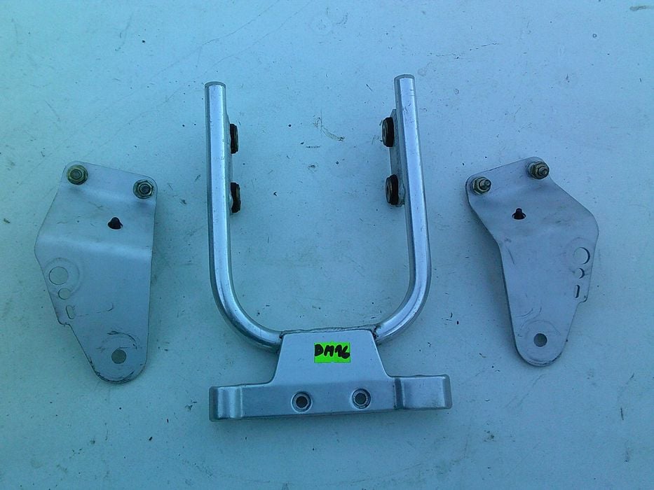 Ducati monster 600 stelaż przód mocowanie uchwyt reflektora