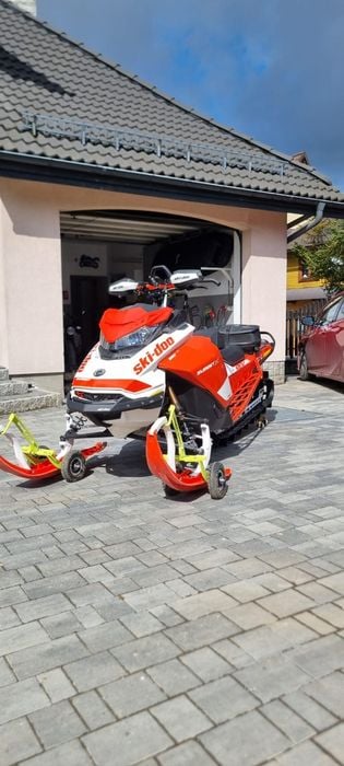 Ski doo summit 850 expert 154 cale