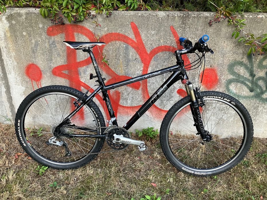 KTM Ultra Fun custom made 11 kg - Manitou Mars XT, Sram X9 - 17 cali
