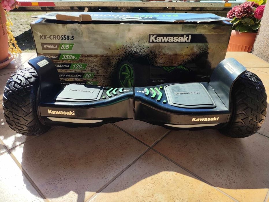 Deskorolka elektryczna Kawasaki KX-Cross 8.5 super stan zobacz!!!