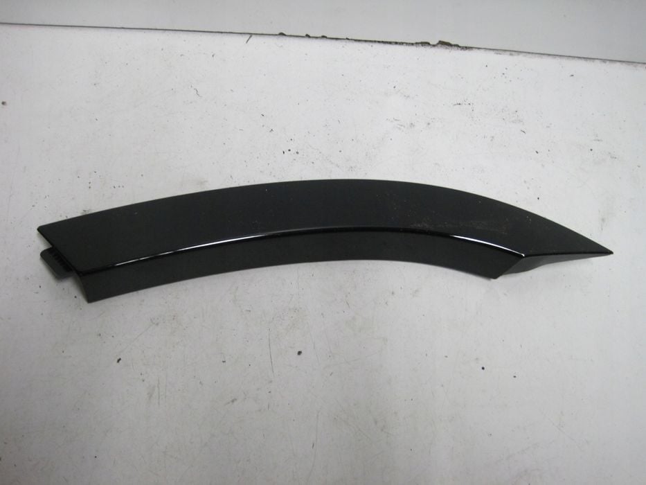 NAKŁADKA LISTWA BŁOTNIKA LEWA LAND ROVER DEFENDER L8B2-16A333-BX