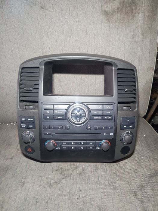 Panel sterowania radia nawiewu Nissan Navara D40 oryg 05-14r kpl gwar