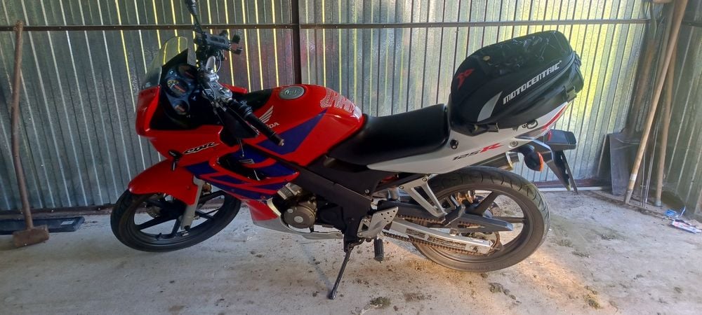 Sprzedam Honda CBR125R
