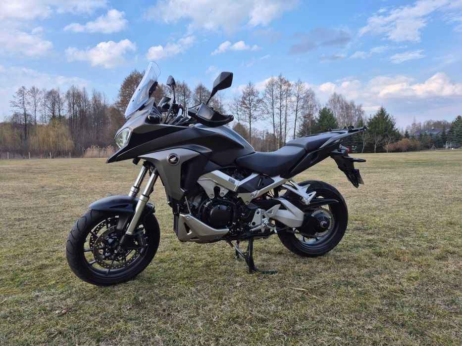 Jak NOWA Honda VFR 800 X Crossrunner / ABS / Full LED / TC / cross