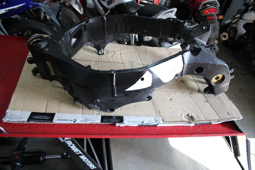 Rama Dokumenty PROSTA Suzuki GSXR 1000 K5 K6 05-06 Z Niemiec