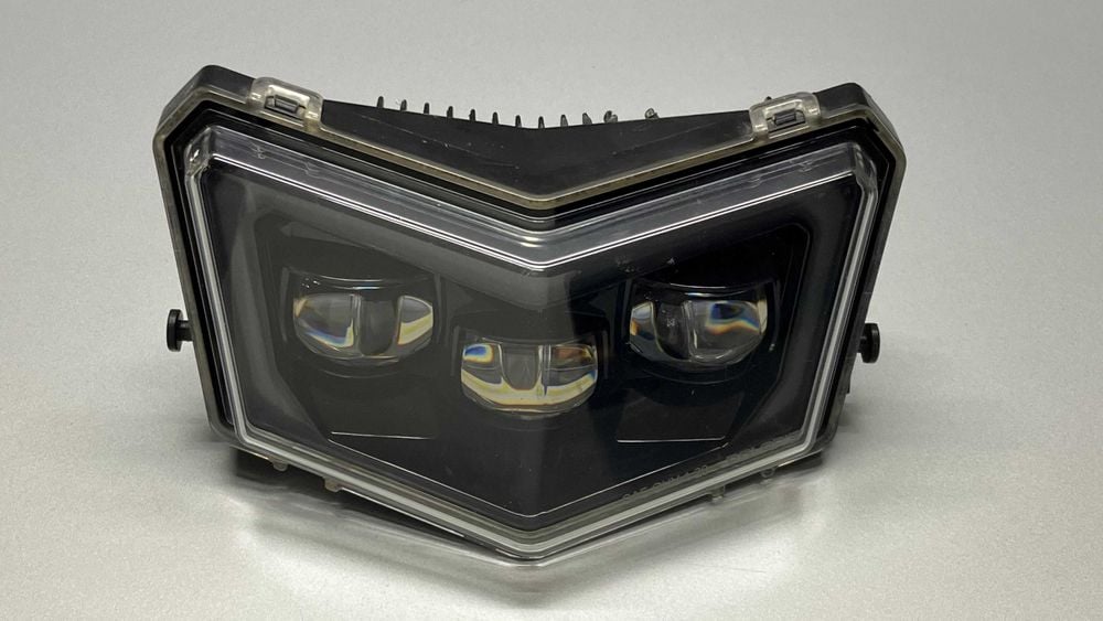 Lampa led centralna oryginał Polaris Sportsman