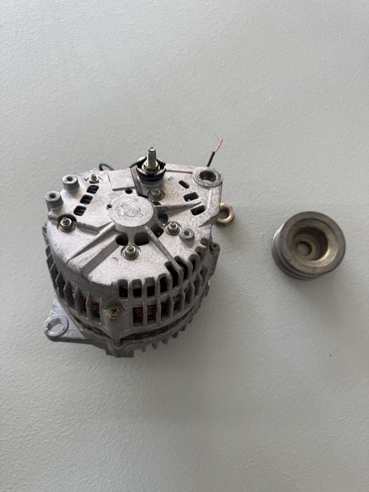 Alternator Nissan Patrol Terrano 2.7 2.8 3.0 23100 VB001 708B  LR1100