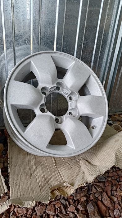 Felgi aluminiowe 6x 139.7 15" 7j Toyota Hilux Patrol Pajero Land Cruiser