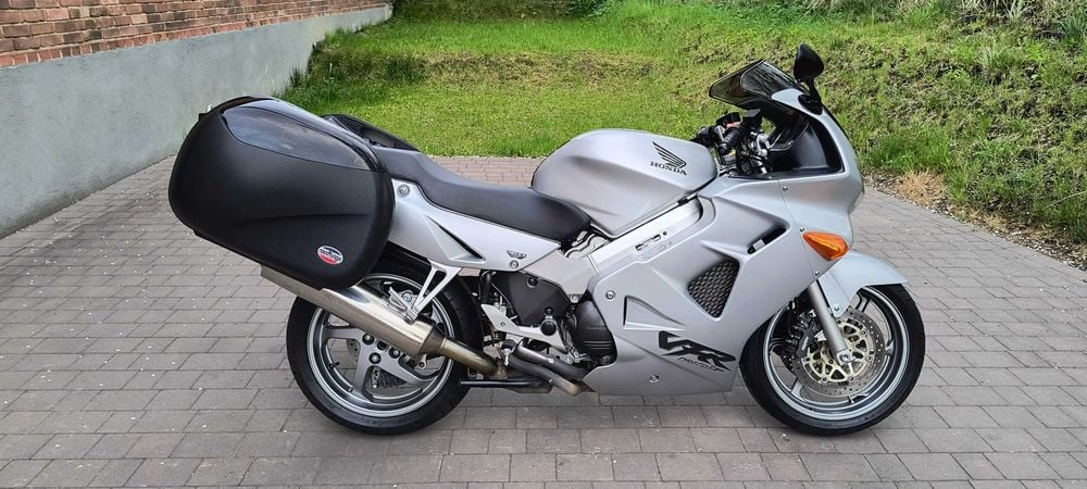 HONDA VFR 800 fi Wtrysk Piękny Oryginał Bezwypadkowy KODO motocykle raty transport