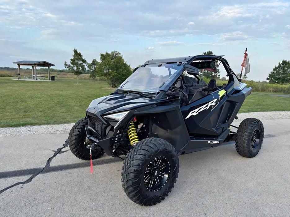 Polaris rzr pro xp 180KM wyposażony