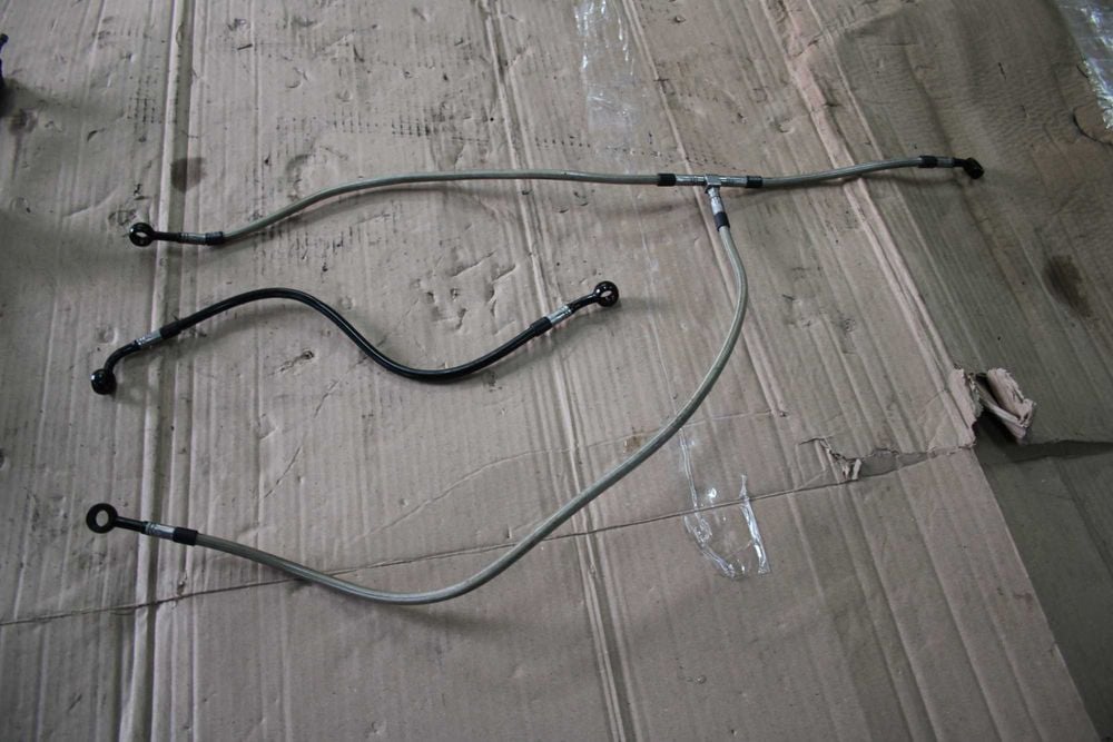 Przewody Hamulcowa Stalowy Oplot Alpha Yamaha R1 RN19 07-08