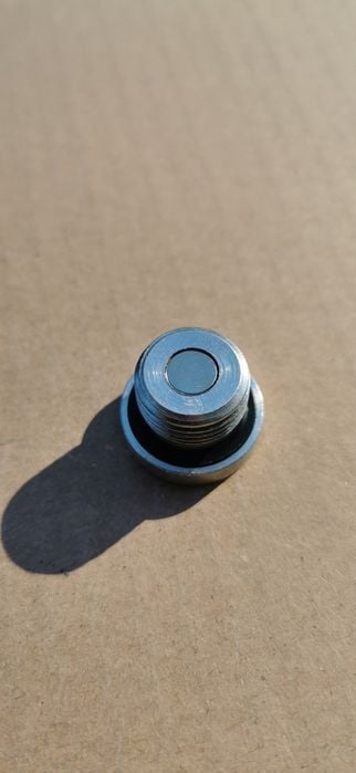 Polaris rzr sportsman scrambler korek spustu oleju most dyferencjał