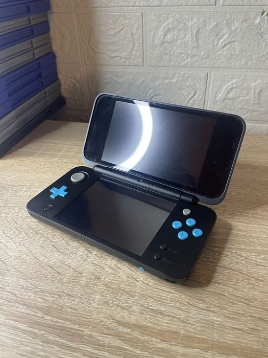 Konsola Nintendo 2DS XL niebieska