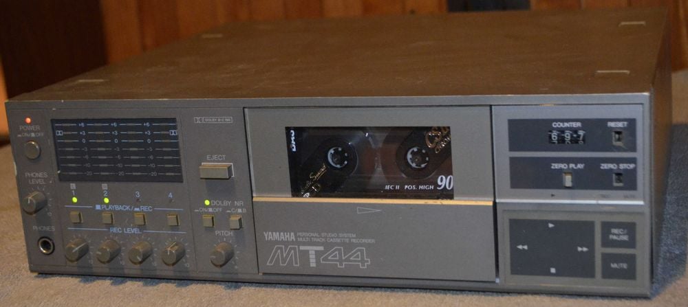 Yamaha MT44 Magnetofon kasetowy czterościeżkowy, do serwisu  Japan