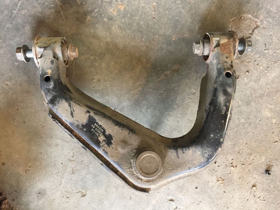 nissan navara d40 wahacz górny lewy prawy