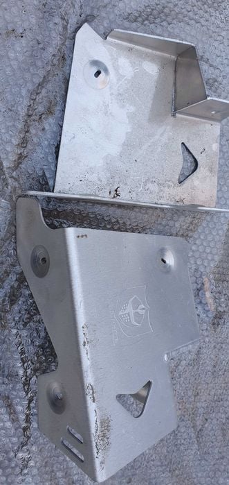 Osłony aluminiowe Suzuki Kingquad wachaczy tylnych pro amour