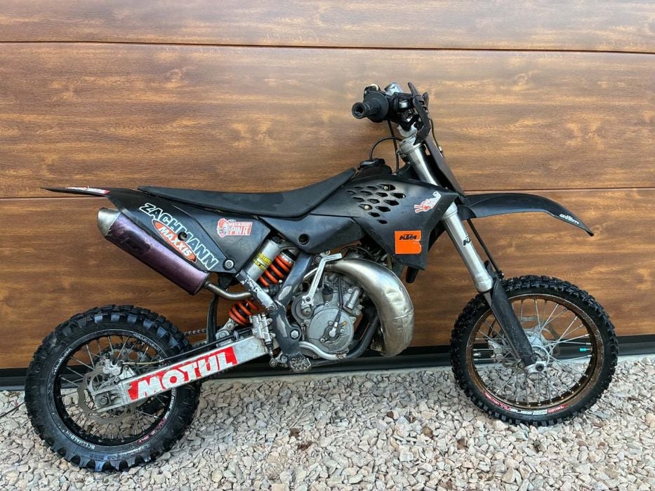 Sprzedam KTM 65 SX, rok 2009.
Motocykl w dobrym stanie technicznym, regularnie serwisowany i gotowy do jazdy. Silnik prac