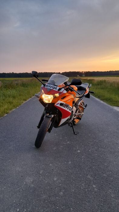Honda CBR 125R JC50 REPSOL