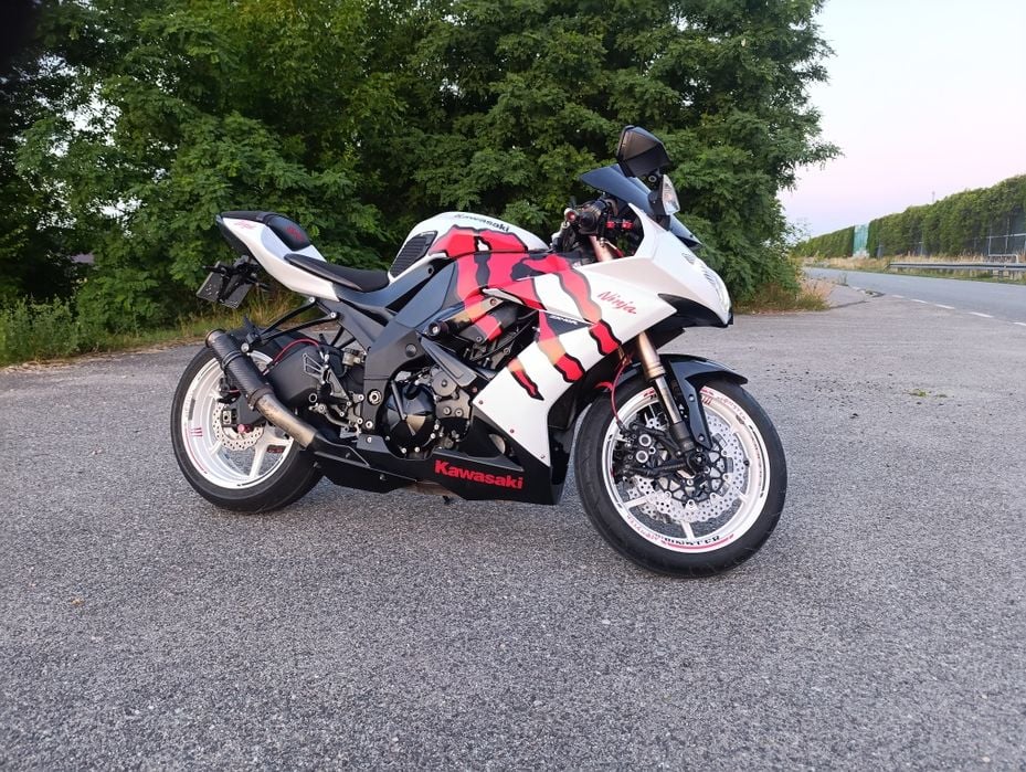 Kawasaki Ninja zx10r 2008 (nie r1,GSX-R, CBR)
