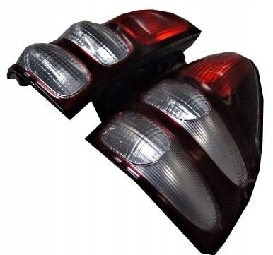 lampa tył prawa toyota land cruiser 120 oryginał