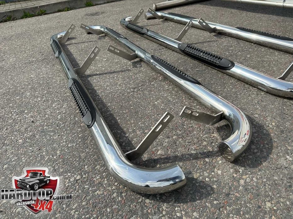 PROGI Stopnie Boczne Toyota Hilux STAL NIERDZEWNA Orurowanie