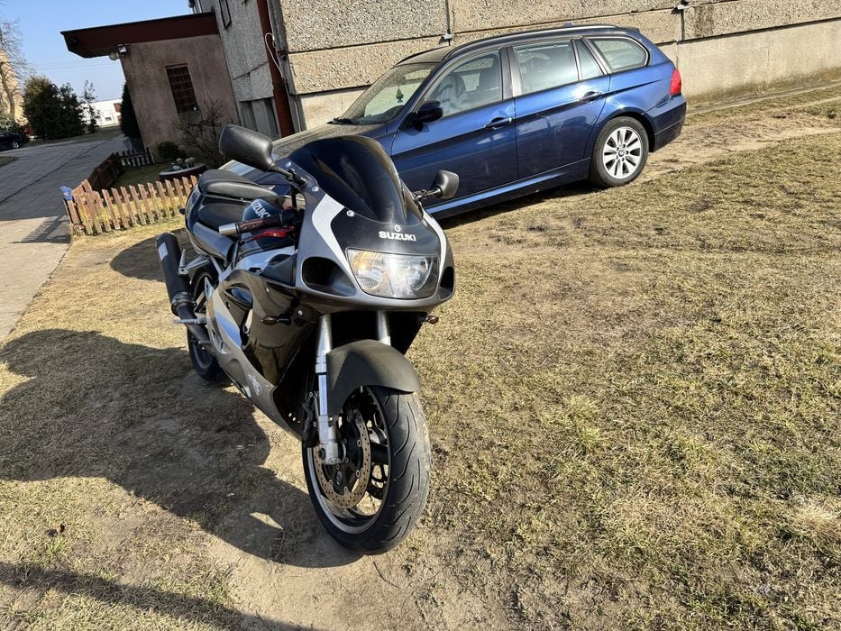 Sprzedam Suzuki GSXR -750 Srad