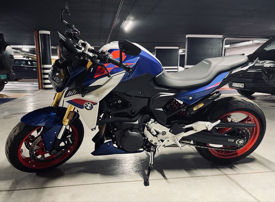 BMW F900R - idealny, polski salon, 3 tys km, model i rejestracja 2025